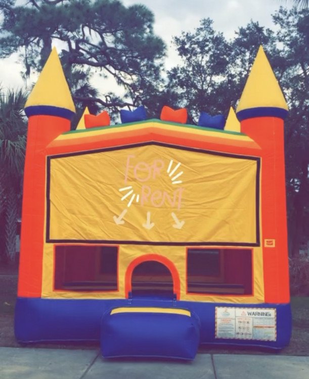 Red & Blue Bounce House